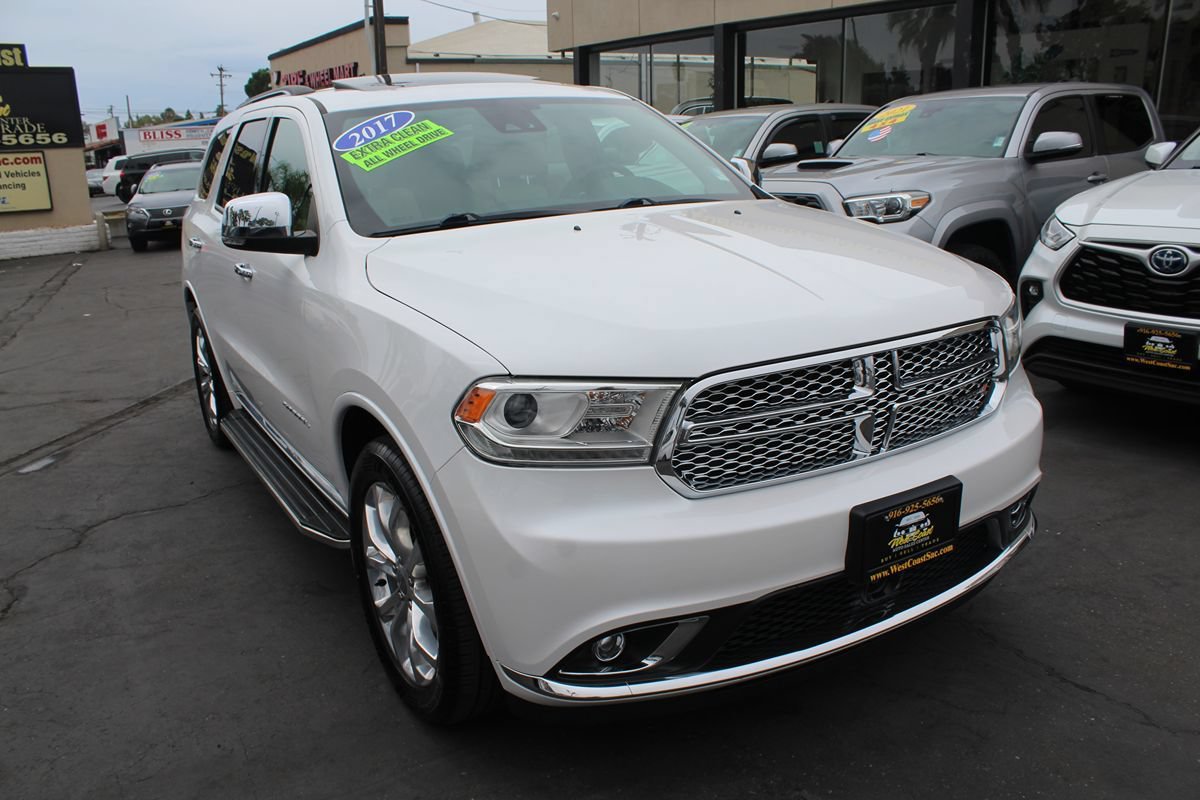 Used 2017 Dodge Durango Citadel w/ Premium Entertainment Group AWD/4WD image 8