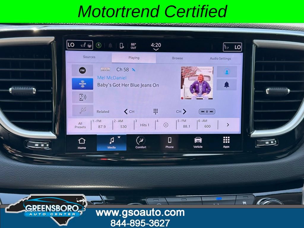 Used 2024 Chrysler Pacifica Touring-L FWD image 26