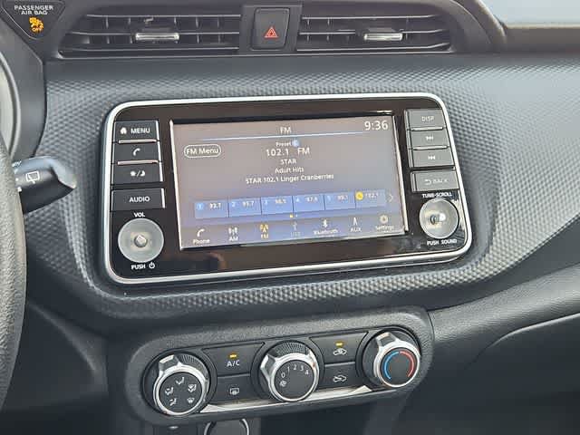 Used 2022 Nissan Kicks S FWD image 21