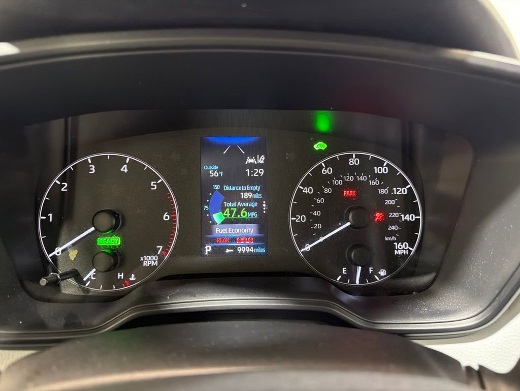 Used 2023 Toyota Corolla SE w/ SE Package FWD image 28