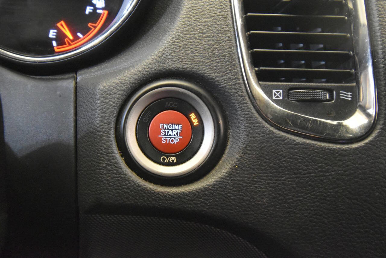 Used 2019 Dodge Durango SRT AWD/4WD image 39