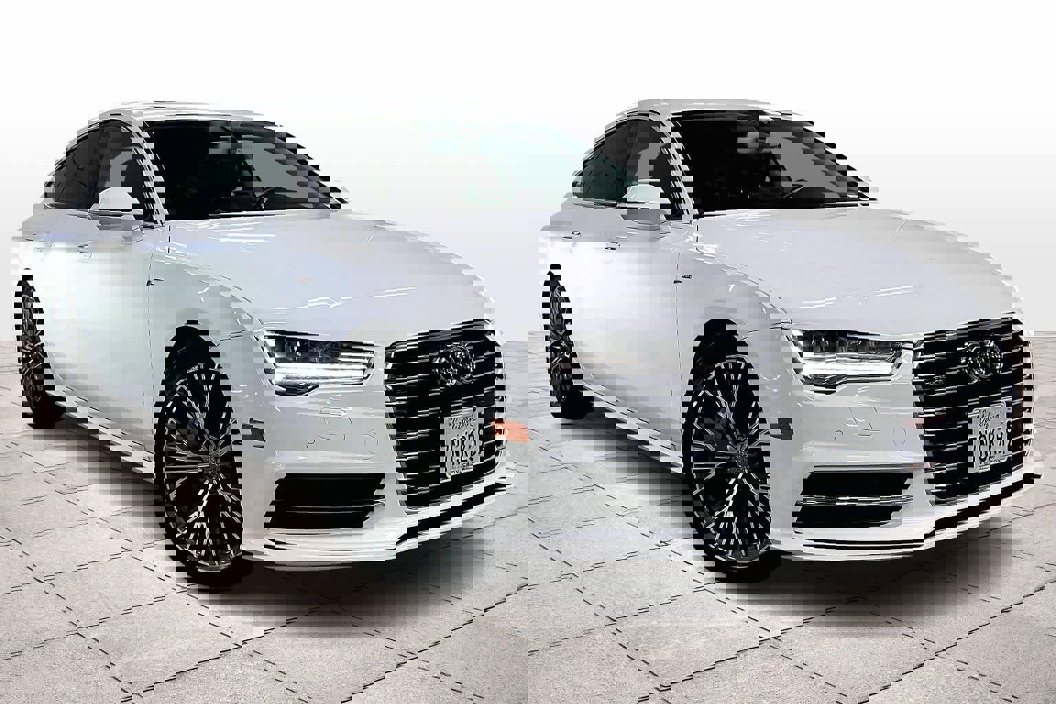 Used 2016 Audi A7 3.0T Premium Plus w/ 20" Wheel & Tire Package image 2