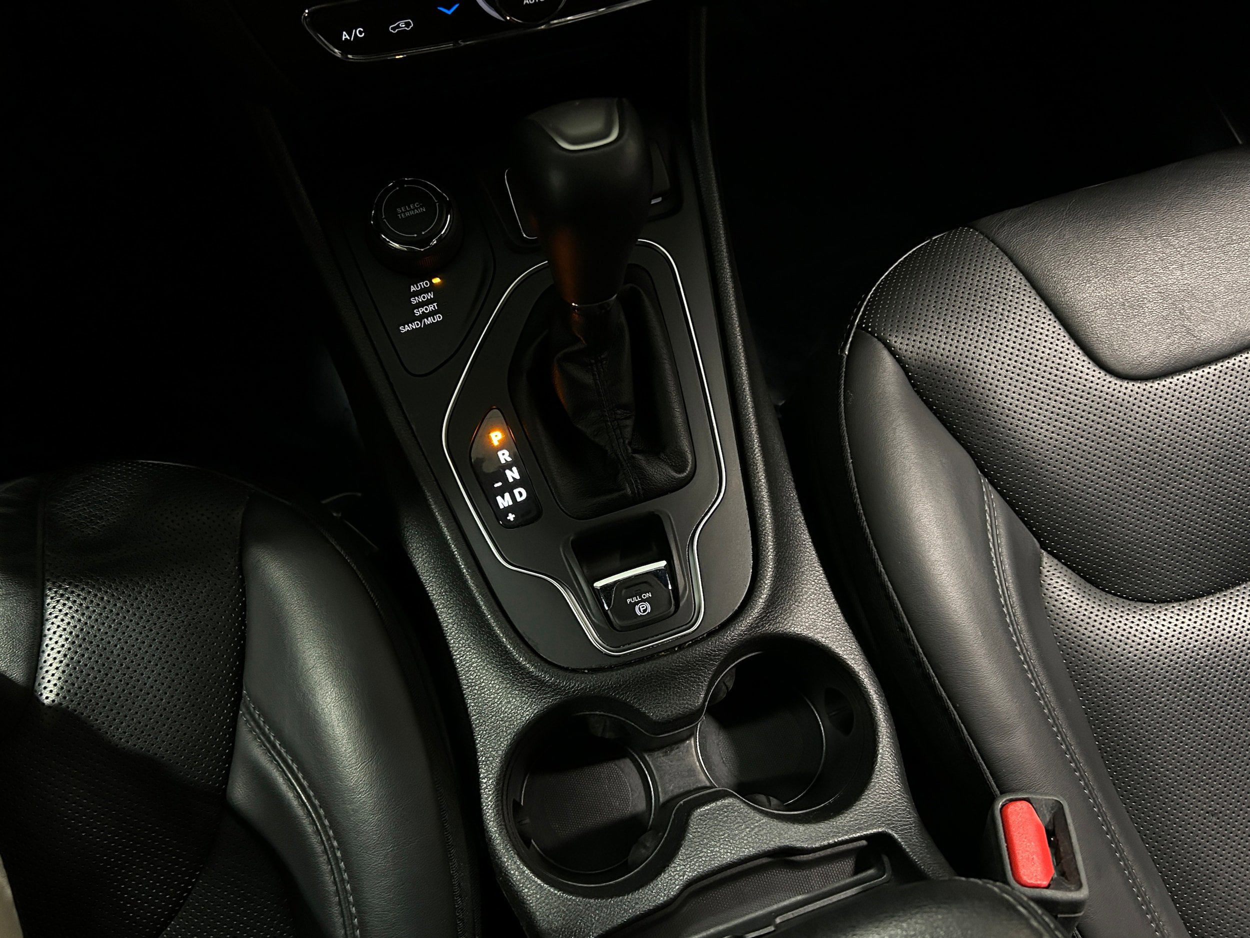 Used 2019 Jeep Cherokee High Altitude image 14