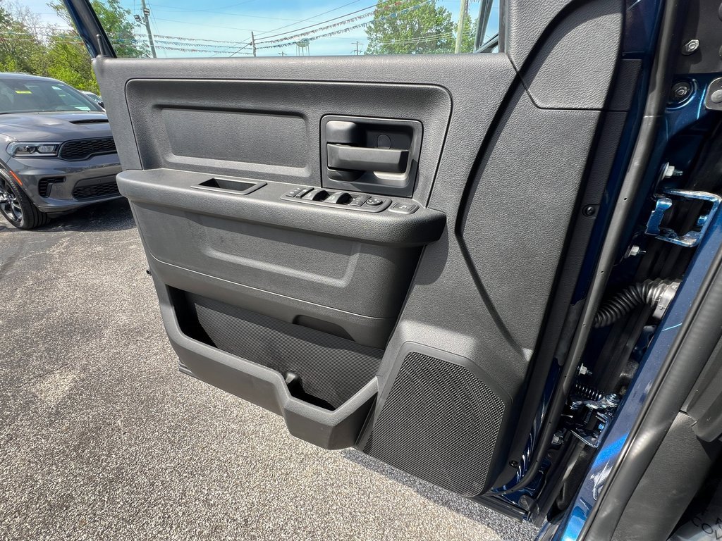 New 2024 RAM 2500 Tradesman w/ Chrome Appearance Group image 29