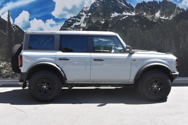 Used 2024 Ford Bronco Wildtrak AWD/4WD image 2