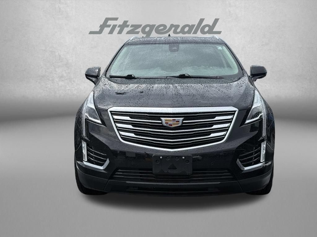 Used 2017 Cadillac XT5 Premium Luxury AWD/4WD image 2