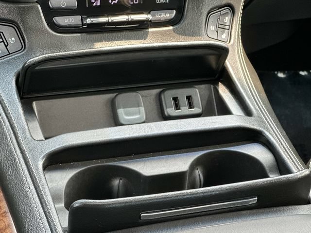 Used 2020 Chevrolet Suburban Premier AWD/4WD image 5