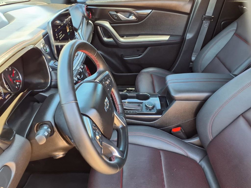 Used 2023 Chevrolet Blazer RS w/ Enhanced Convenience Package image 16