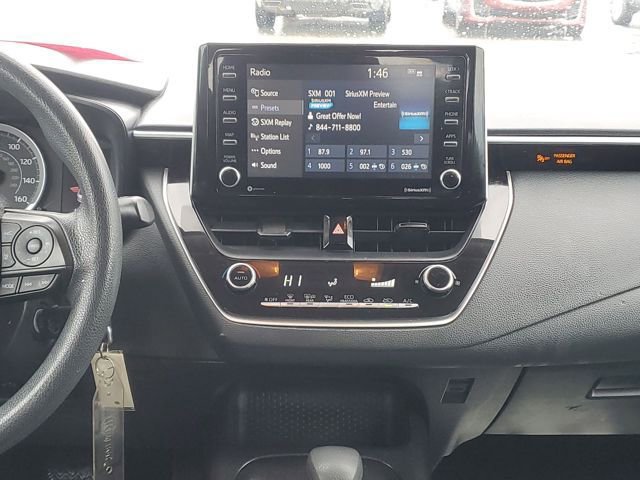 Used 2021 Toyota Corolla LE image 25