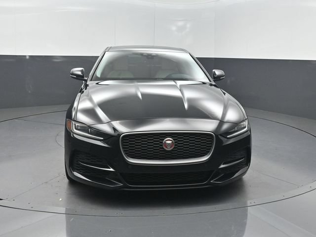 Used 2020 Jaguar XE S RWD image 34