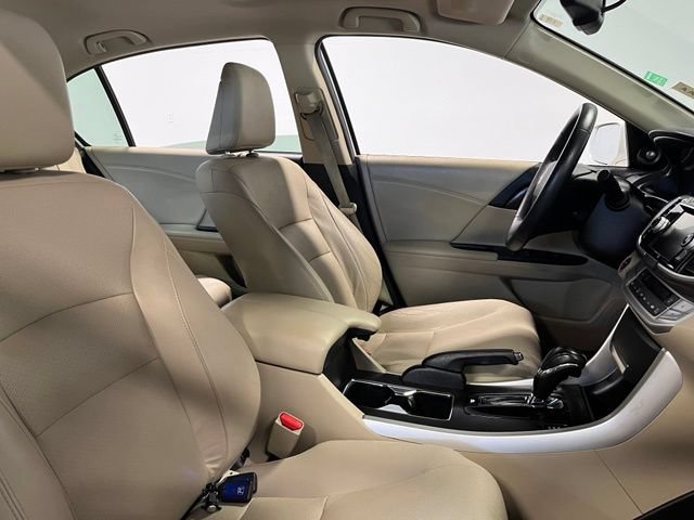 Used 2015 Honda Accord EX-L image 10