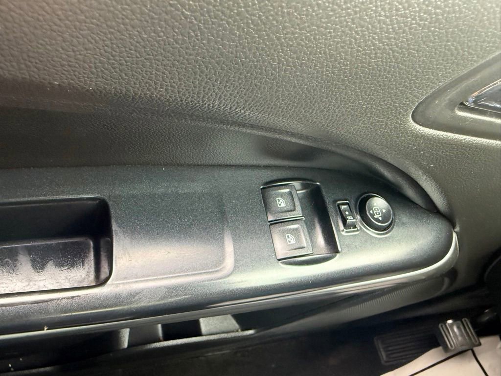 Used 2015 Chevrolet Colorado LT AWD/4WD image 20