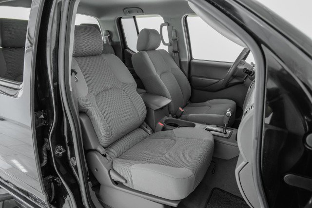 Used 2008 Nissan Frontier SE w/ SE Value Truck Pkg image 29