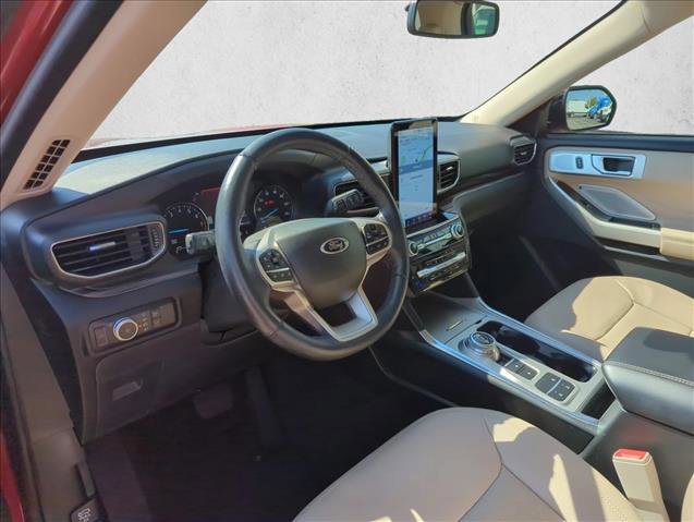 Used 2022 Ford Explorer Limited w/ Limited Technology Package image 11