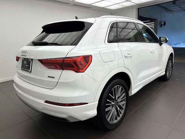 Used 2022 Audi Q3 2.0T Premium AWD/4WD image 4