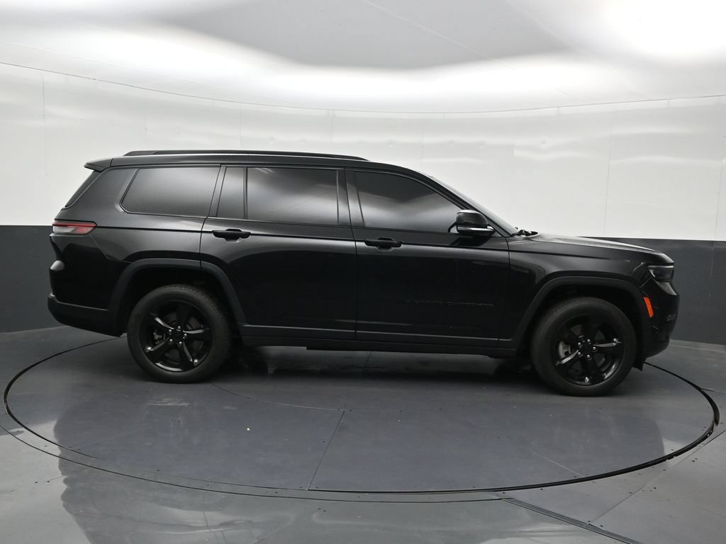Used 2022 Jeep Grand Cherokee L Limited w/ Black Appearance Package RWD image 7