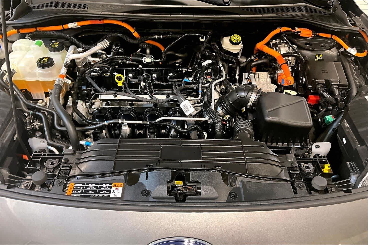 Used 2022 Ford Escape Titanium FWD image 29