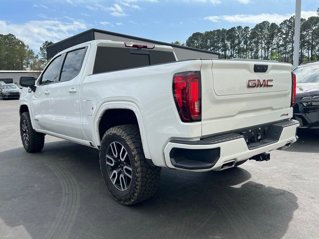 Used 2025 GMC Sierra 1500 AT4 w/ AT4 Premium Package AWD/4WD image 4