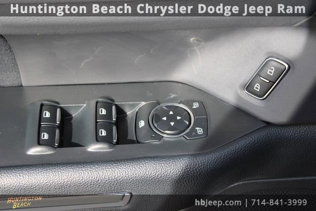 Used 2024 Ford Expedition XL AWD/4WD image 11