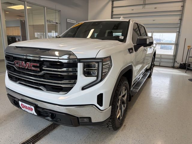 Used 2024 GMC Sierra 1500 SLT w/ SLT Premium Package image 5
