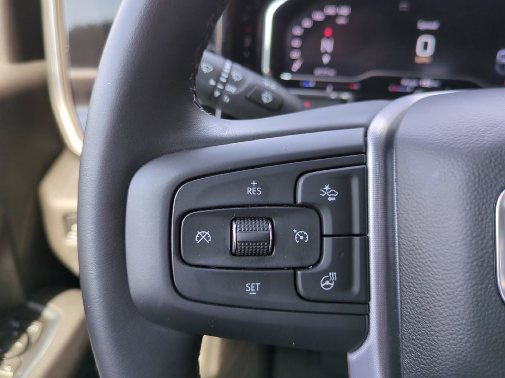 Used 2025 GMC Sierra 2500 SLT w/ SLT Premium Package AWD/4WD image 30
