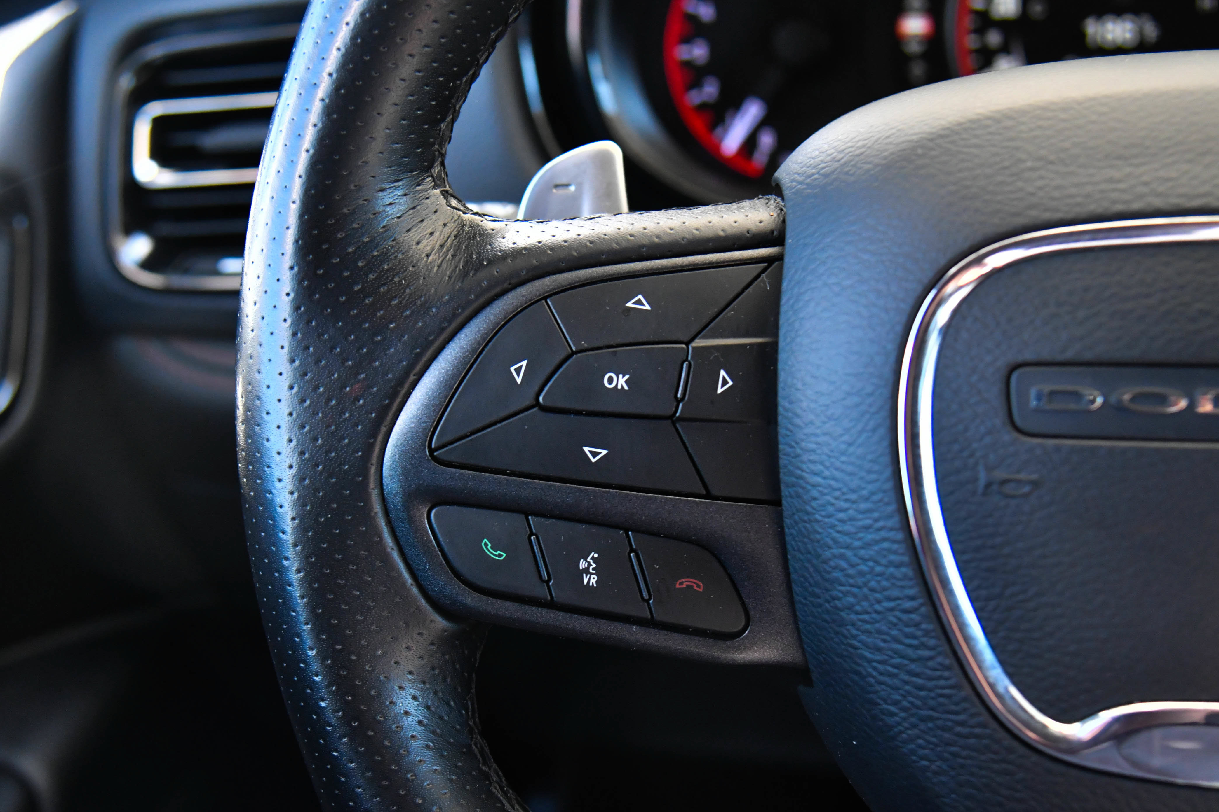Used 2025 Dodge Durango GT AWD/4WD image 34