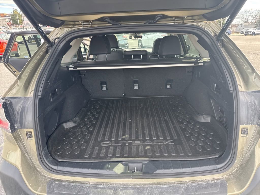 Certified 2025 Subaru Outback Limited image 11
