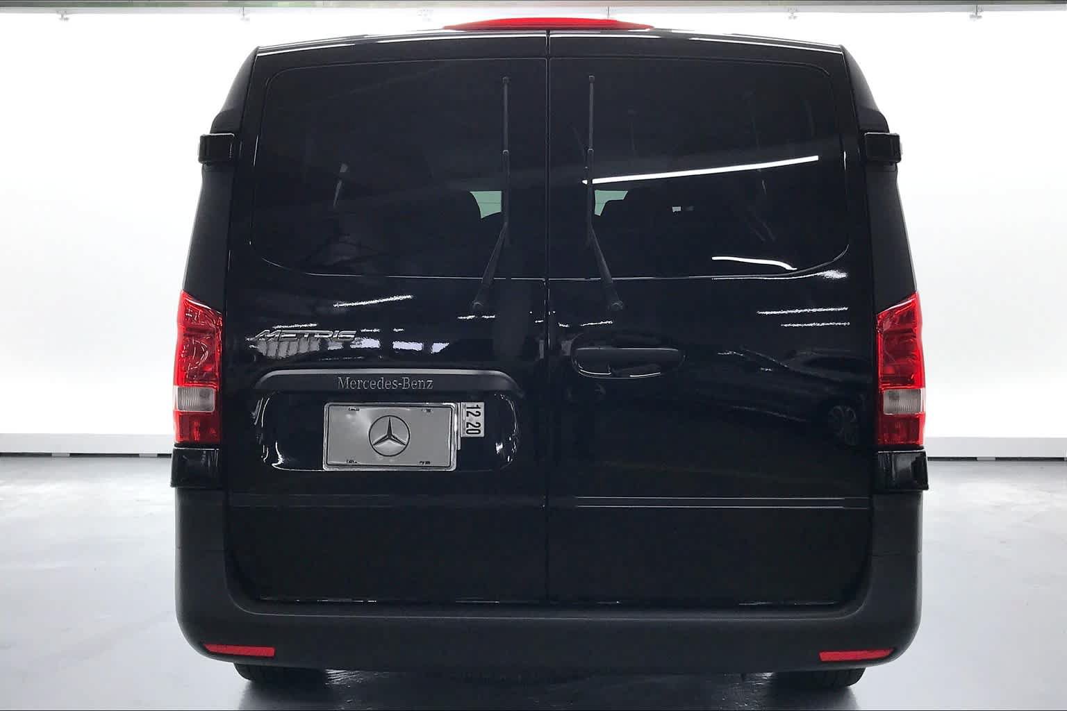 Used 2019 Mercedes-Benz Metris Passenger image 4