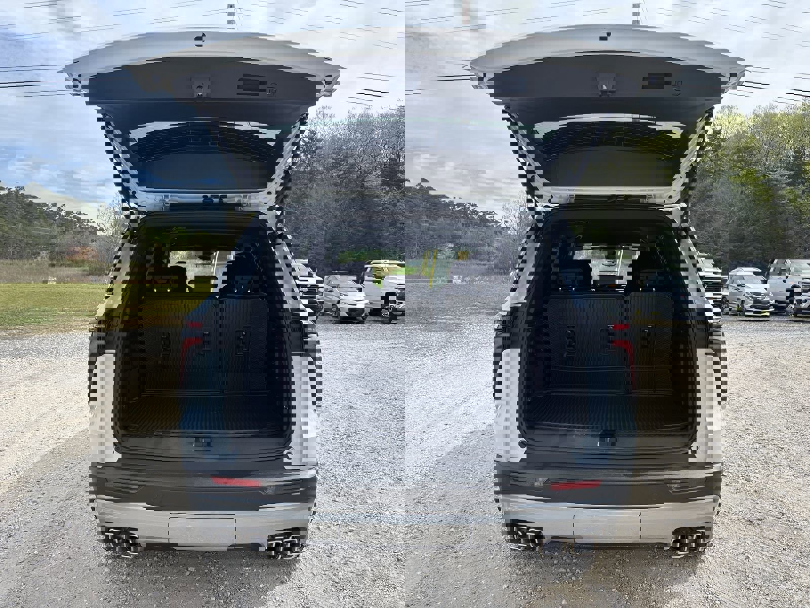 New 2026 Chevrolet Traverse Z71 w/ Enhanced Driving Package image 26