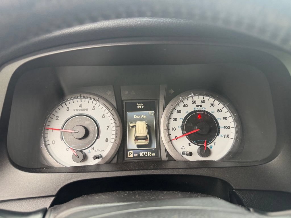 Used 2017 Toyota Sienna SE FWD image 21