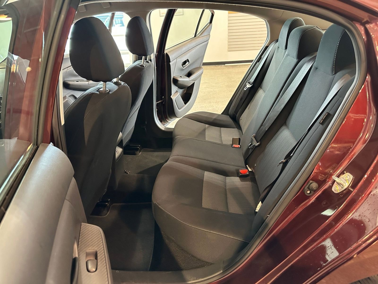 Used 2025 Nissan Sentra SV image 24
