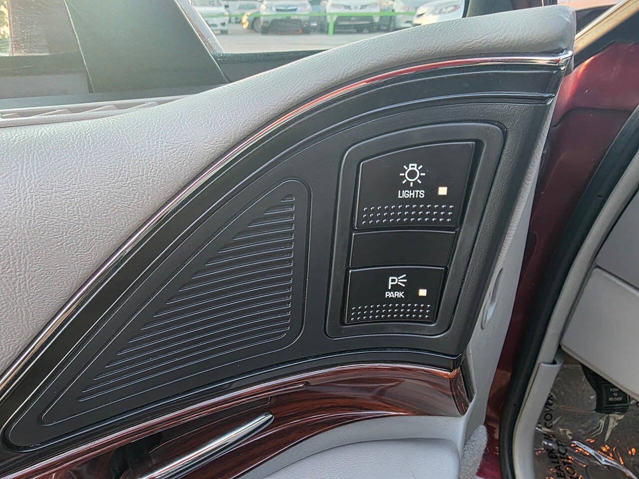 Used 1999 Buick Le Sabre Custom FWD image 40