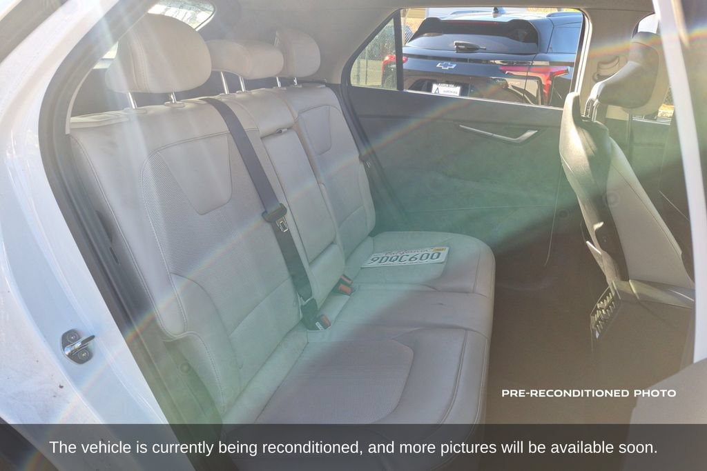 Used 2023 Kia Niro EX FWD image 13