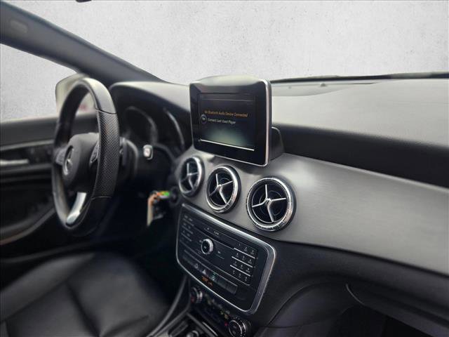 Used 2015 Mercedes-Benz CLA 250 image 20