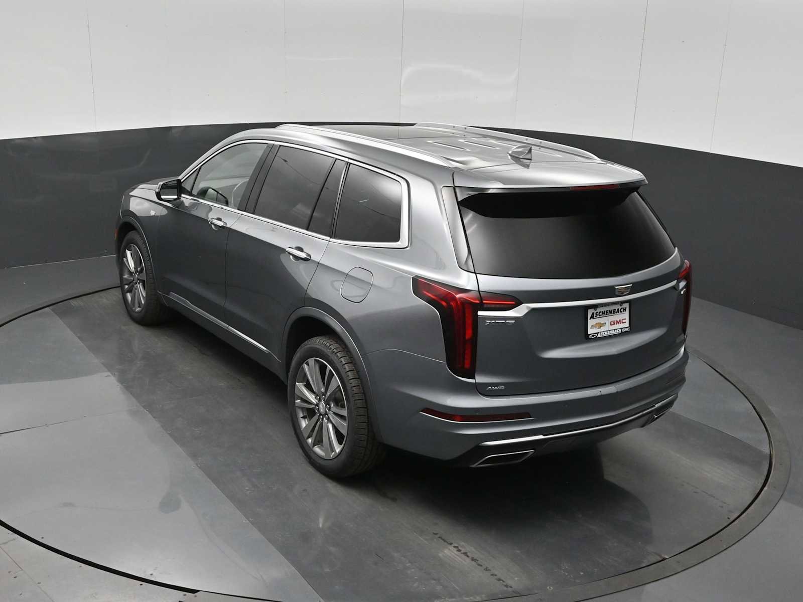 Used 2022 Cadillac XT6 Premium Luxury image 14