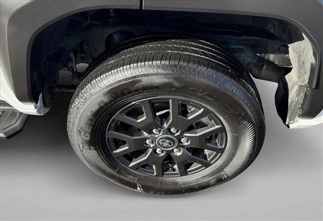 Certified 2025 Toyota 4Runner SR5 AWD/4WD image 9