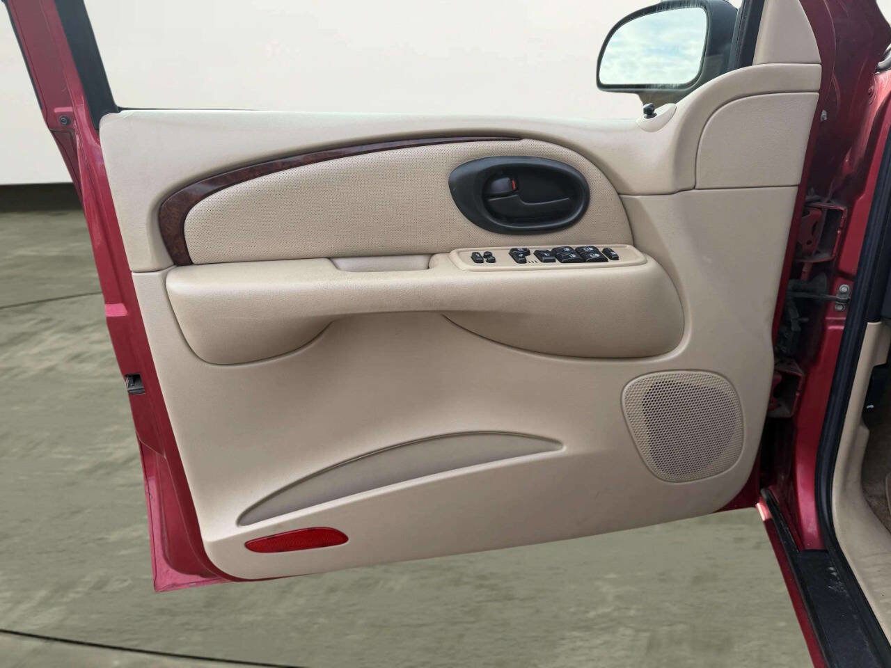 Used 2004 Oldsmobile Bravada AWD w/ Memory Package image 10