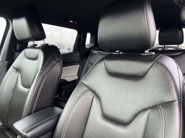 Certified 2025 Jeep Compass Limited image 23