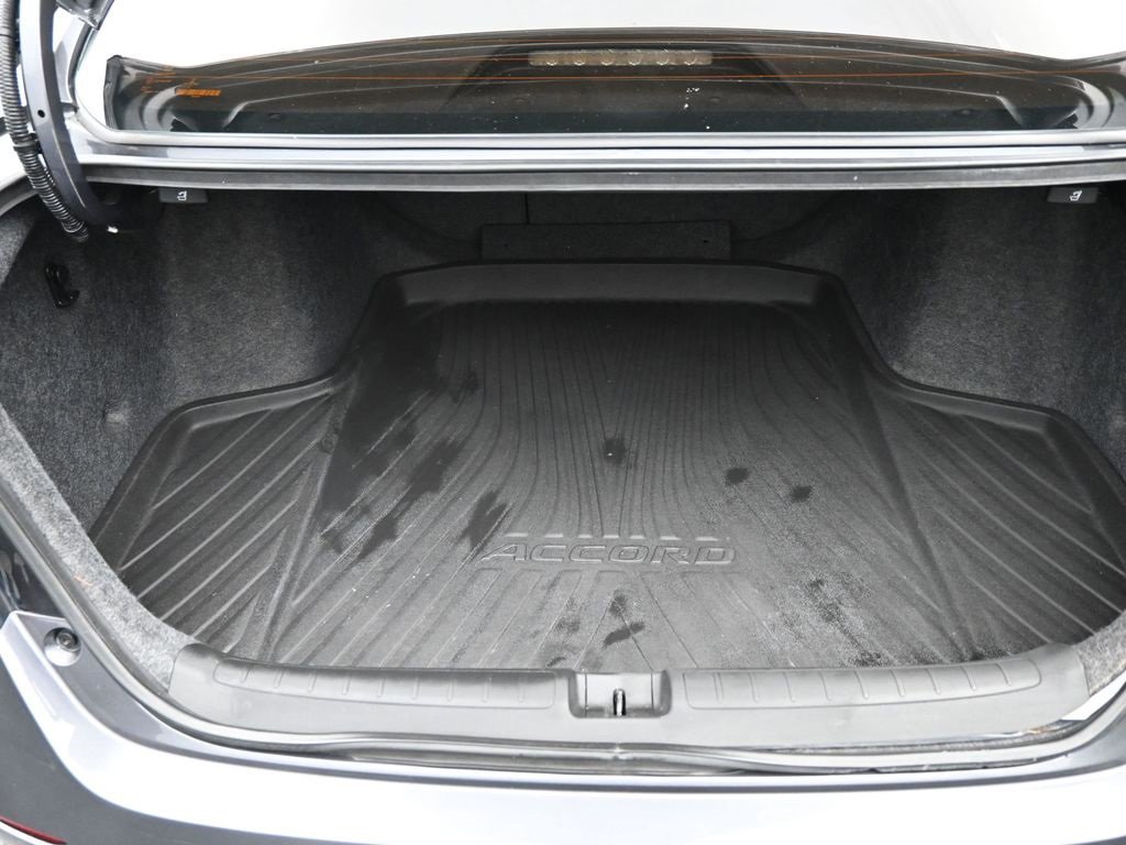 Used 2022 Honda Accord EX-L image 14