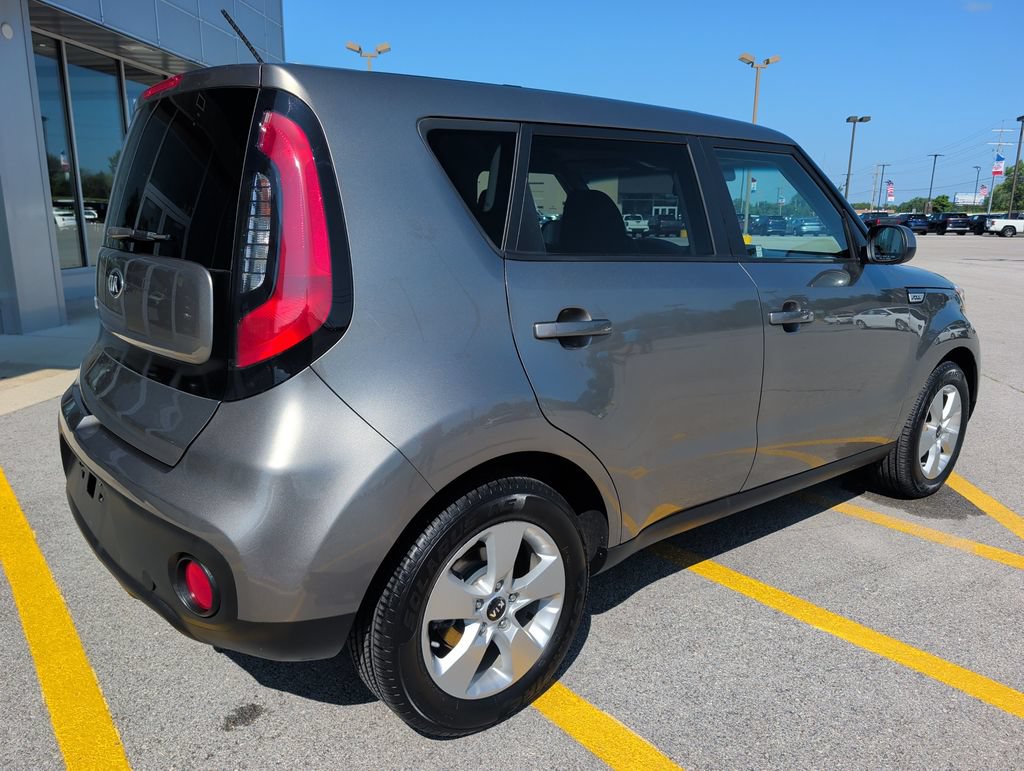 Used 2018 Kia Soul FWD image 7