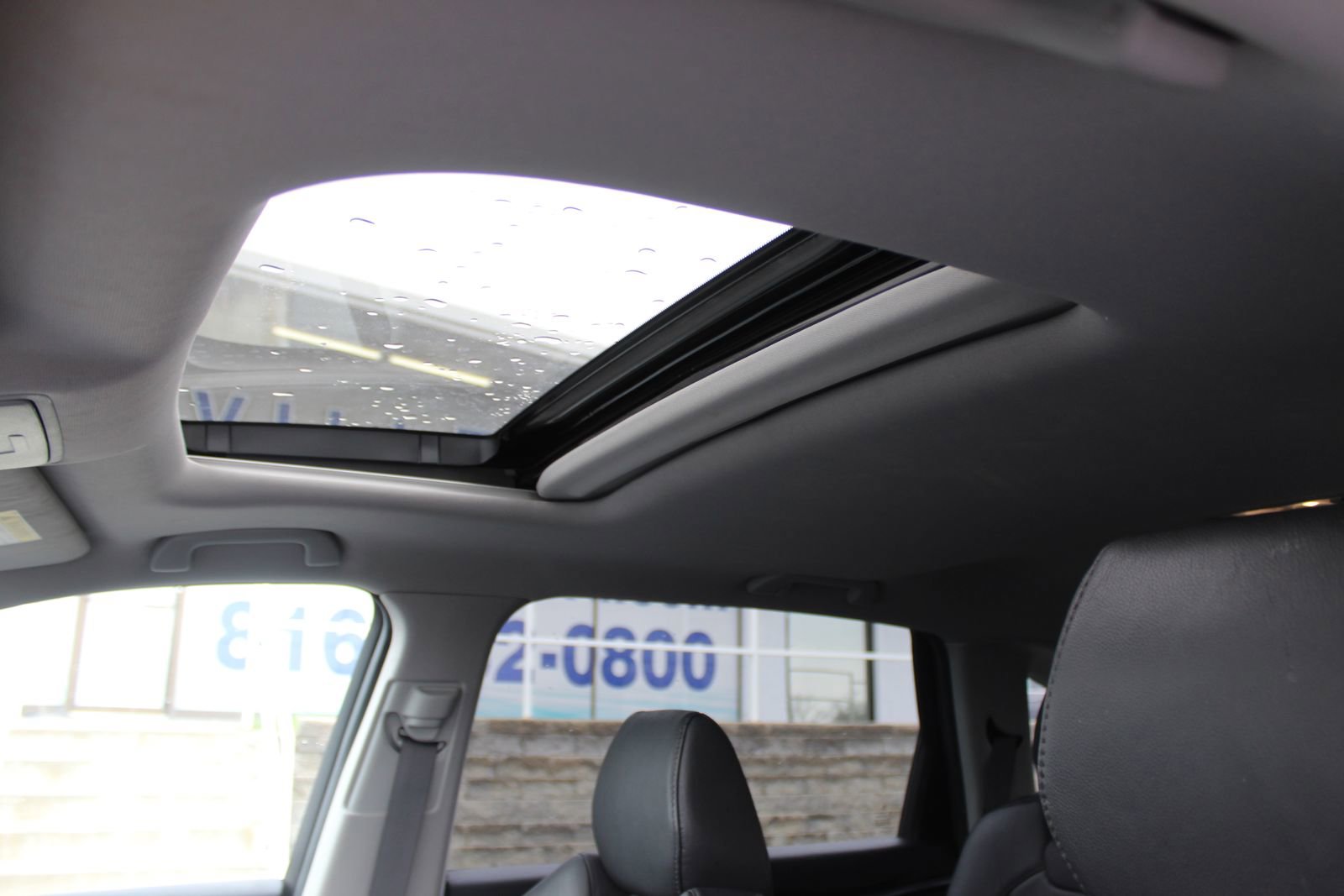 Used 2017 Acura MDX SH-AWD image 23