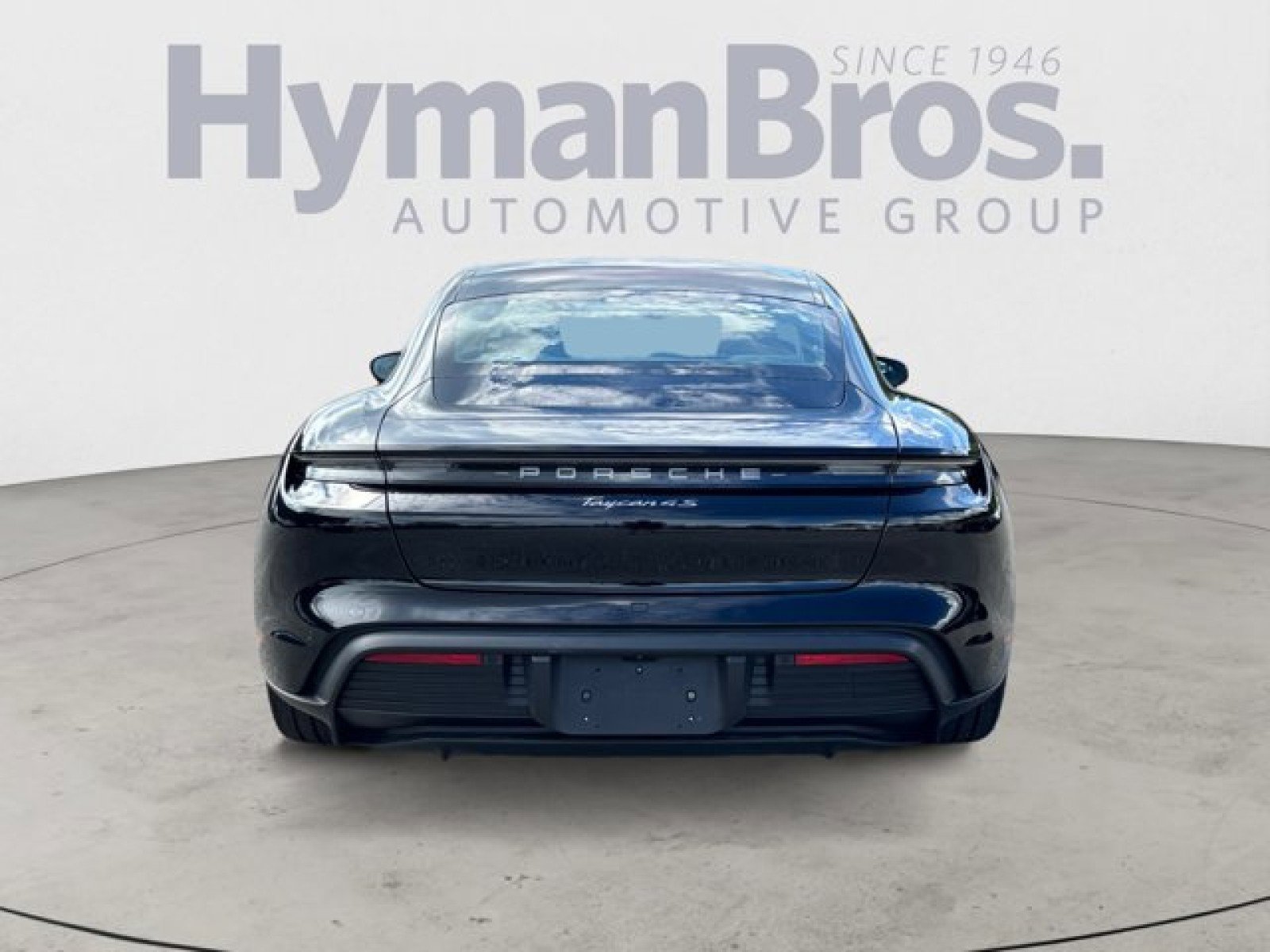 Used 2020 Porsche Taycan 4S w/ Premium Package image 4