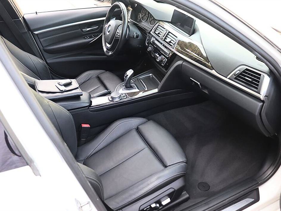 Used 2016 BMW 340i Sedan RWD image 15