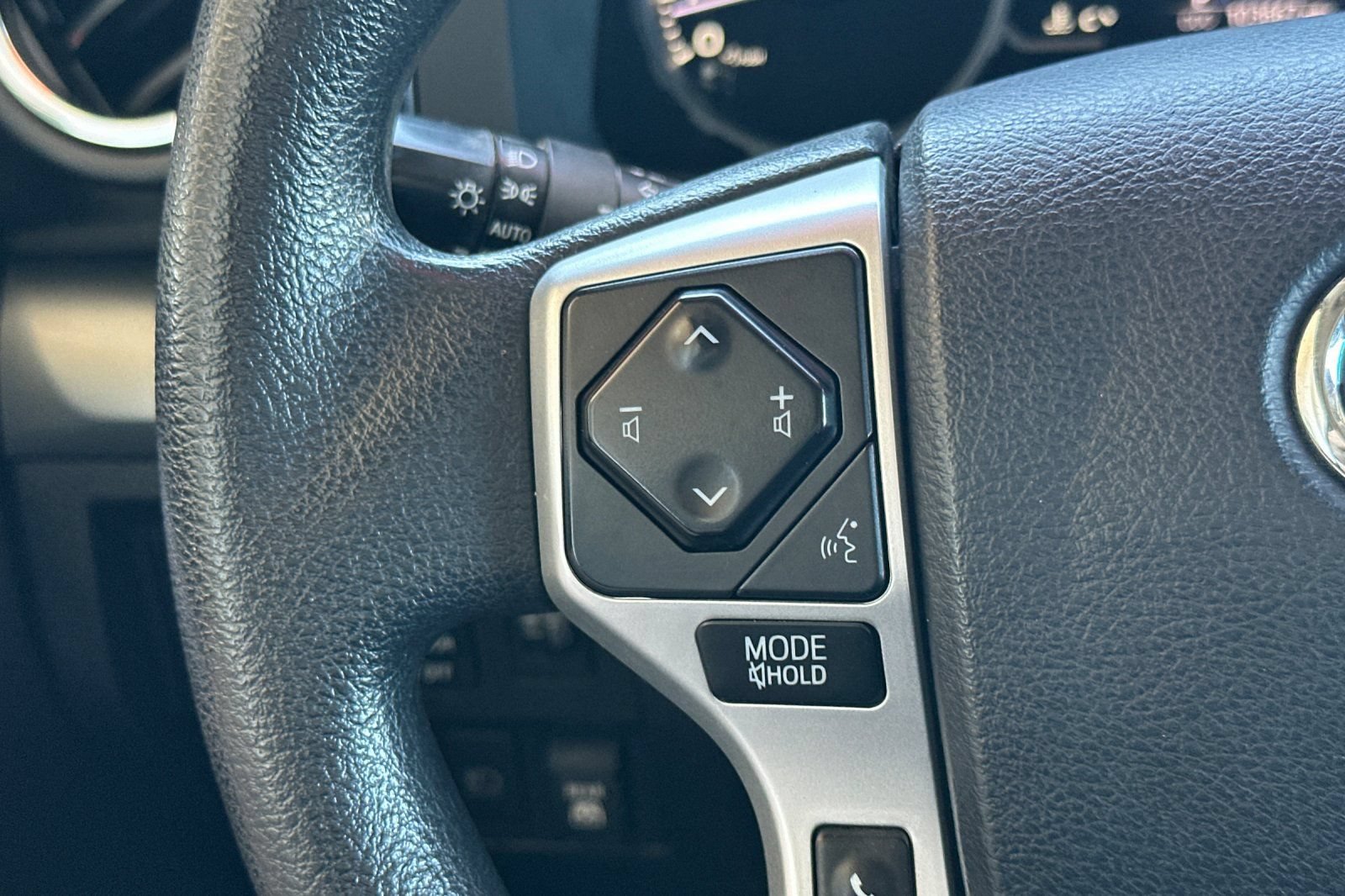 Certified 2019 Toyota Tundra TRD Pro AWD/4WD image 27
