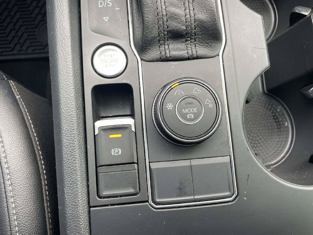 Used 2018 Volkswagen Atlas SE AWD/4WD image 29