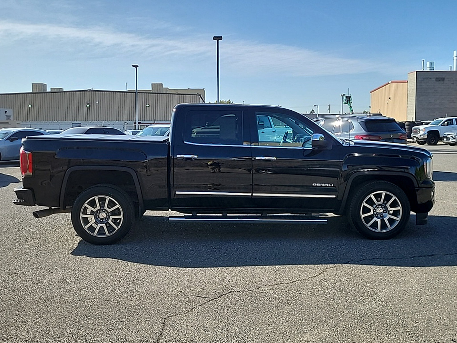 Used 2016 GMC Sierra 1500 Denali w/ Enhanced Driver Alert Package AWD/4WD image 8