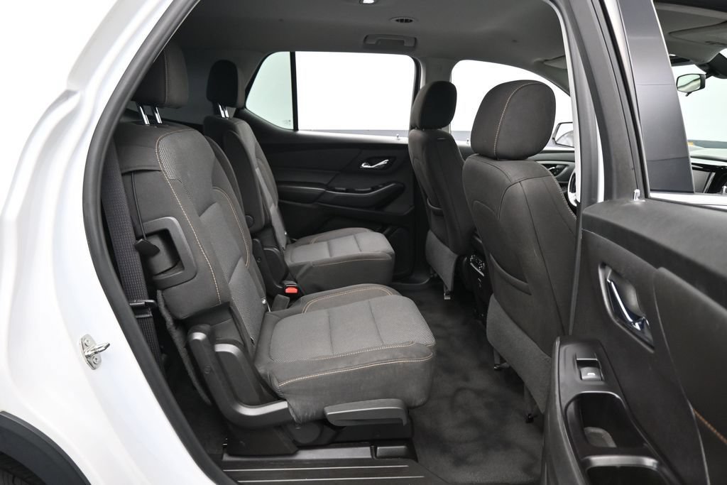 Used 2019 Chevrolet Traverse LT FWD image 34