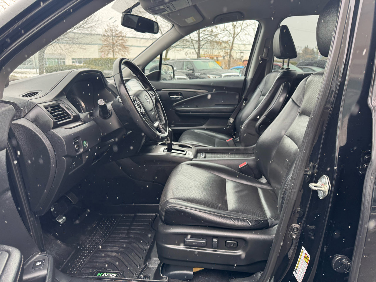 Used 2017 Honda Ridgeline RTL-T image 14