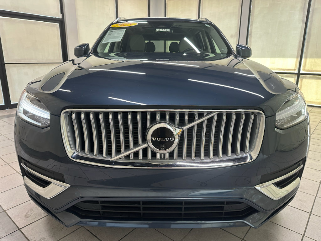 Used 2025 Volvo XC90 T8 Plus w/ Protection Package Premier AWD/4WD image 14
