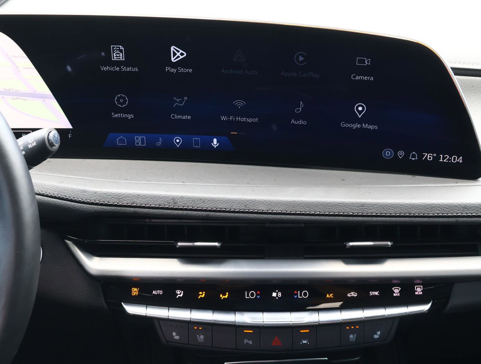 Used 2025 Cadillac XT4 Premium Luxury w/ Technology Package FWD image 16